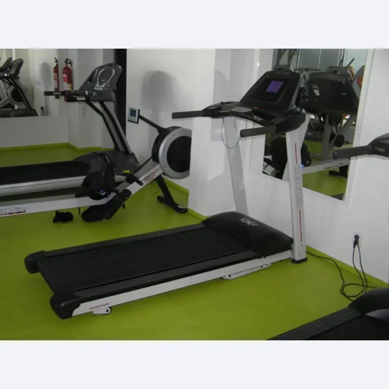 Prumyslových robotu-4